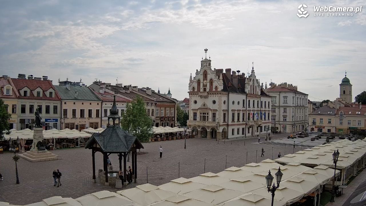 Rzeszów - Stary Rynek i Ratusz - 10 czerwiec 2026, 15:27