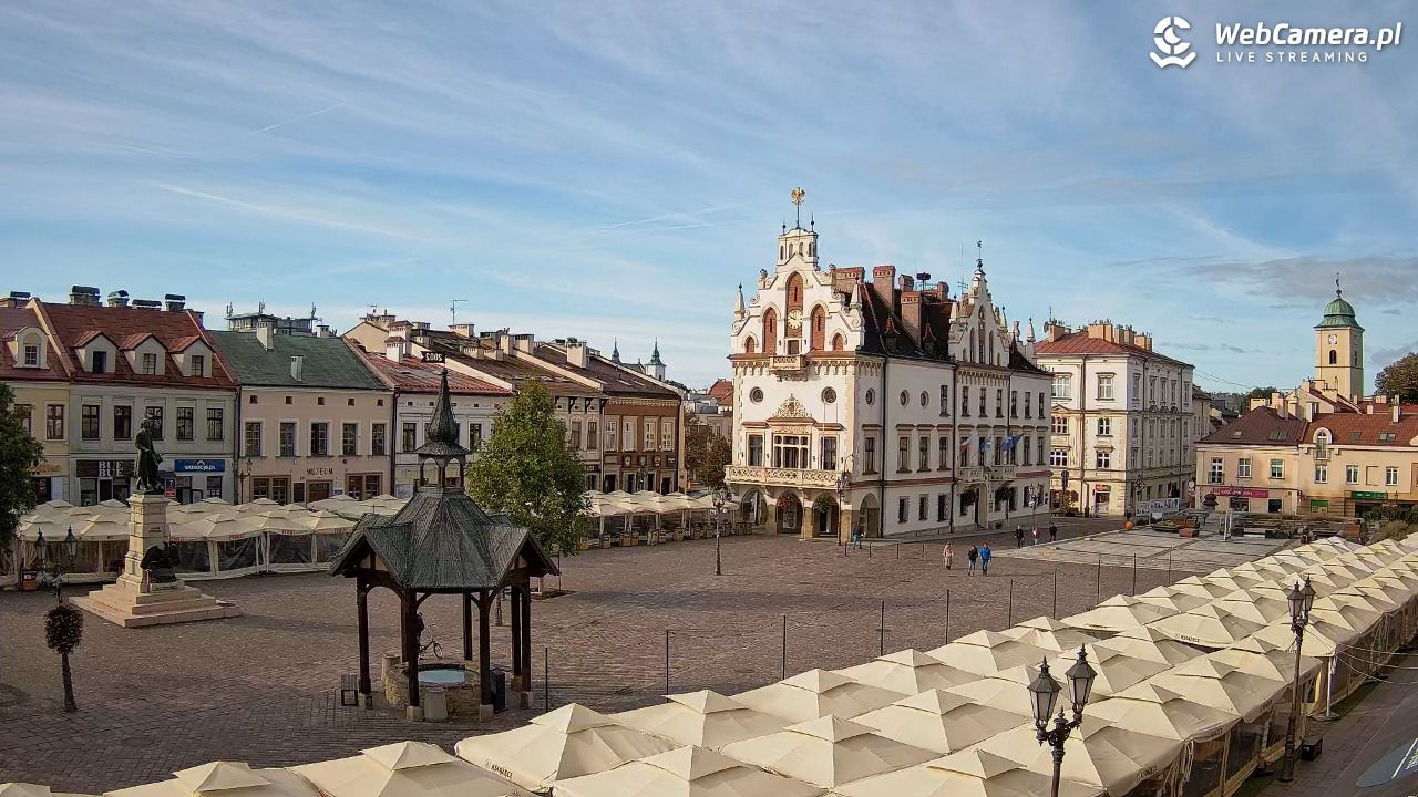 Rzeszów - Stary Rynek i Ratusz - 13 październik 2025, 10:01