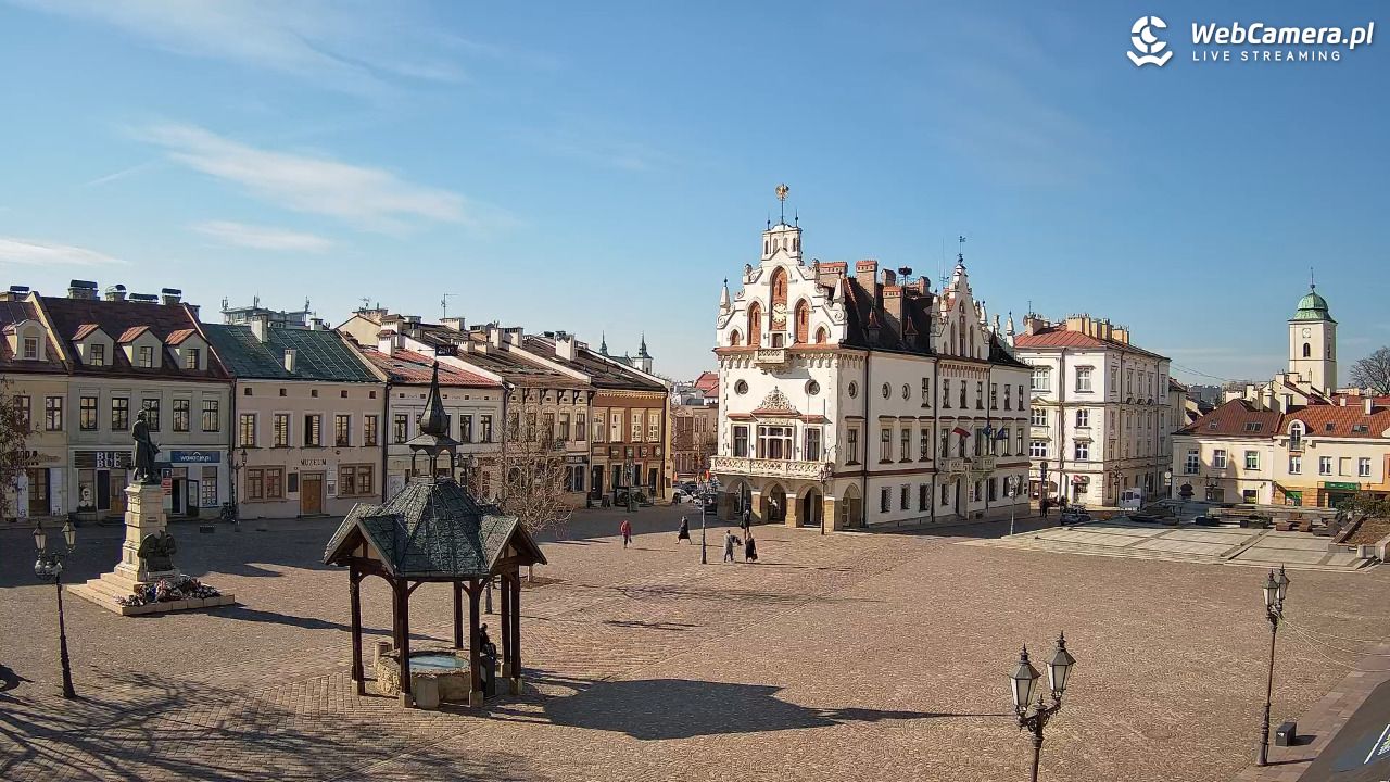 Rzeszów - Stary Rynek i Ratusz - 03 marzec 2026, 10:12