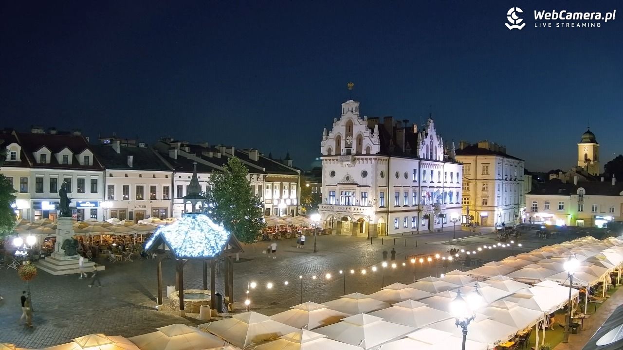 Rzeszów - Stary Rynek i Ratusz - 29 lipiec 2026, 21:25