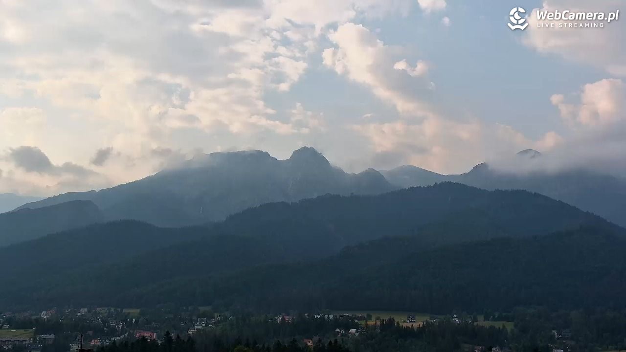 Kościelisko - widok panoramiczny na Tatry NOWOŚĆ - 07 sierpień 2026, 08:02
