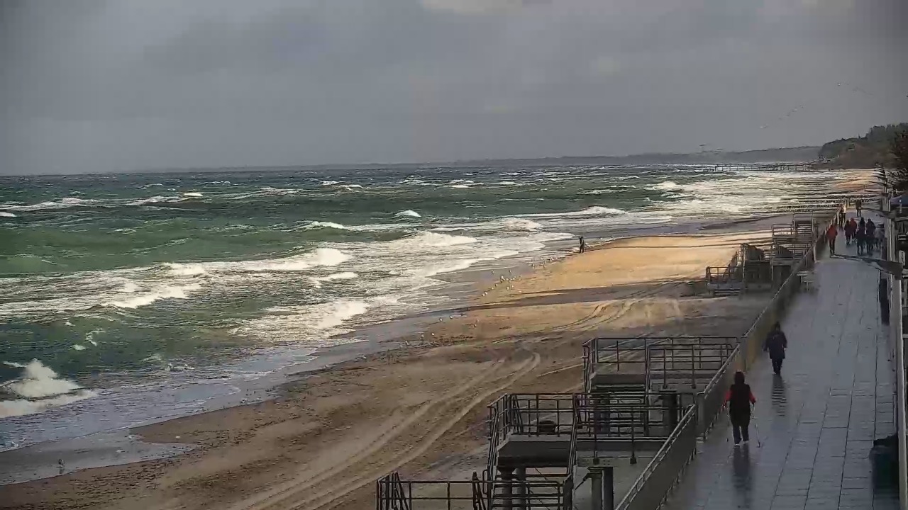 SARBINOWO - widok na plażę - 14 październik 2026, 09:07