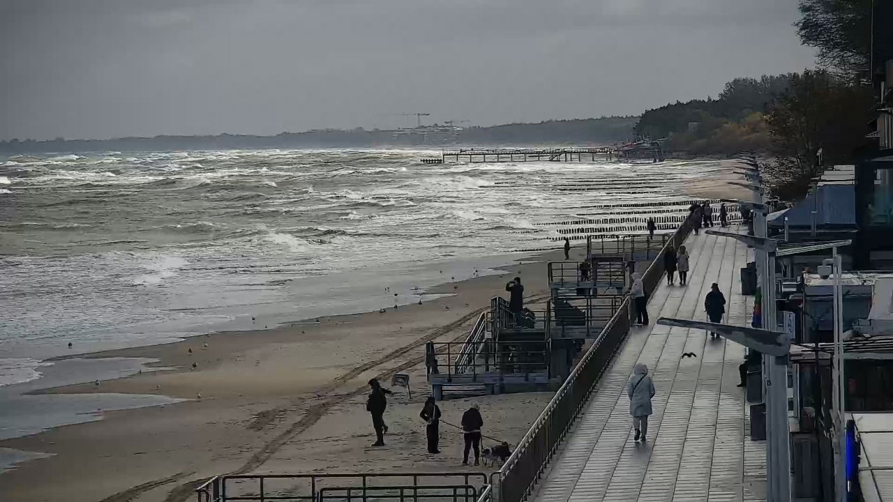 SARBINOWO - widok na plażę - 09 październik 2026, 07:44