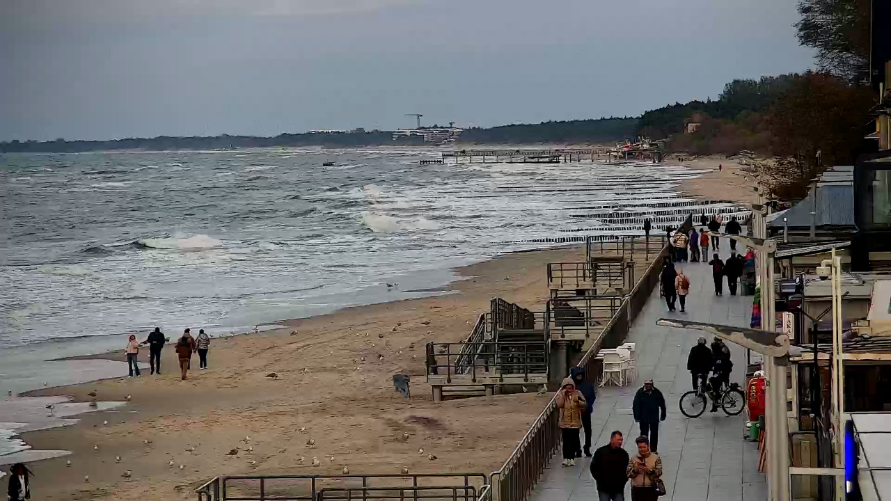 SARBINOWO - widok na plażę - 09 październik 2026, 15:24