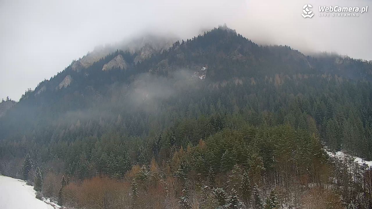 Schronisko PTTK Trzy Korony - 03 grudzień 2025, 07:45