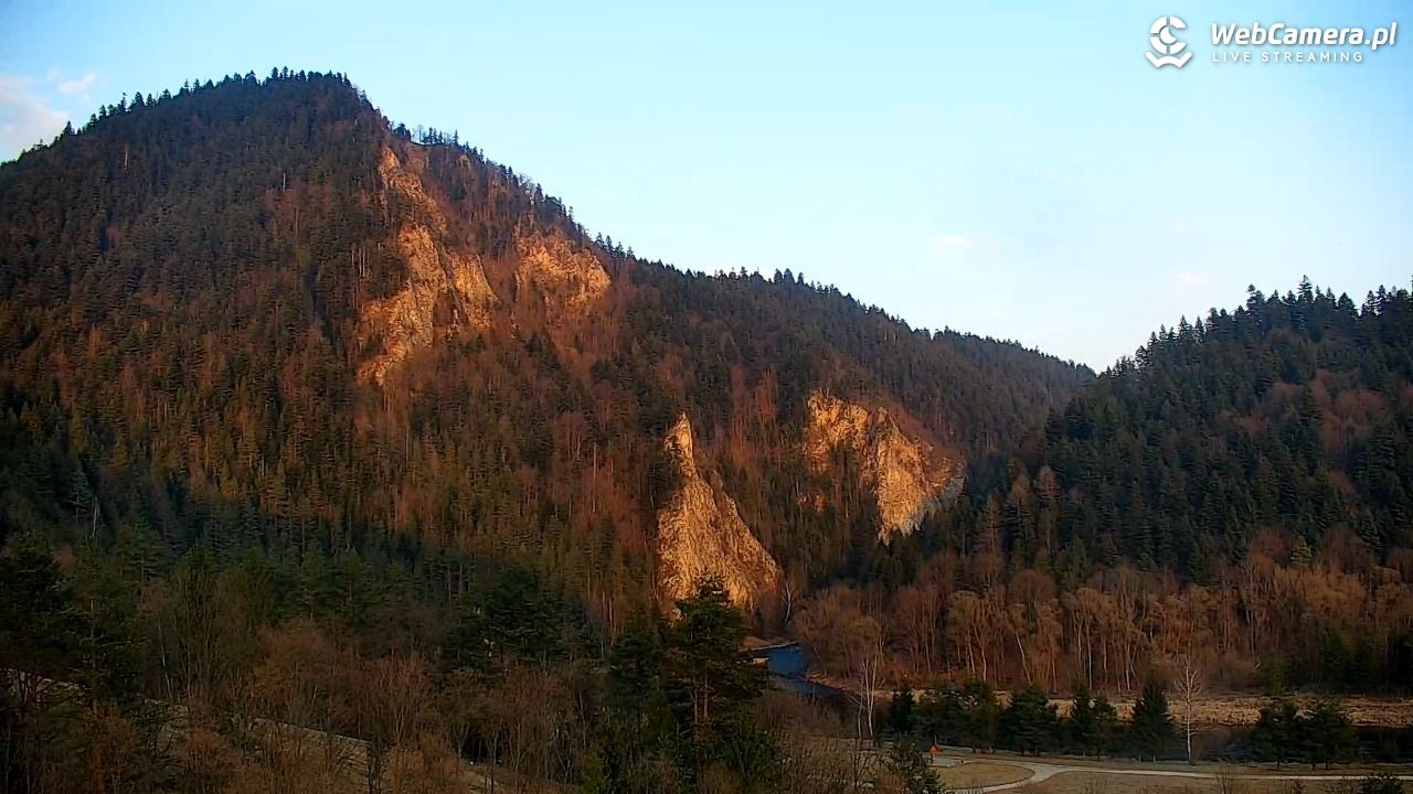 Schronisko PTTK Trzy Korony - 11 marzec 2026, 16:59