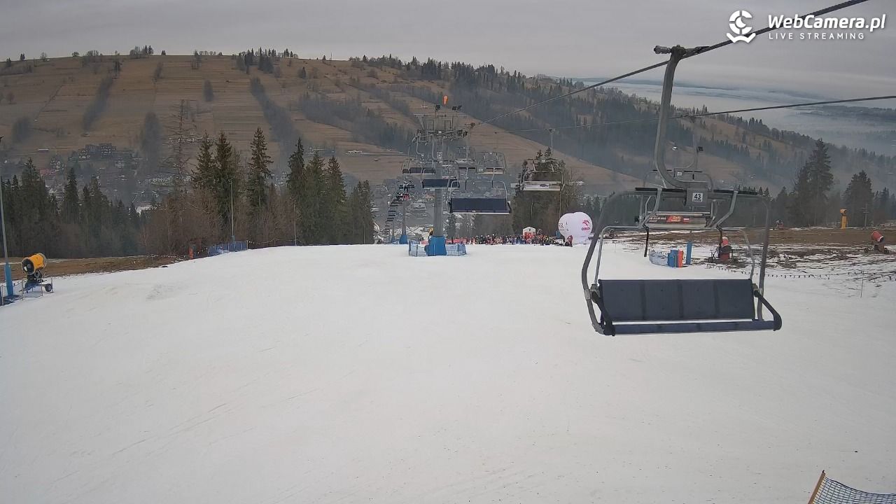 Ski Suche - widok z górnej stacji - 21 grudzień 2025, 13:04