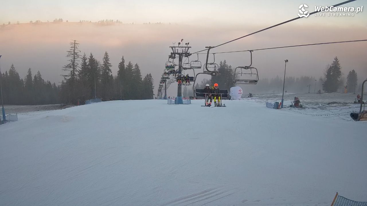 Ski Suche - widok z górnej stacji - 20 grudzień 2025, 08:16