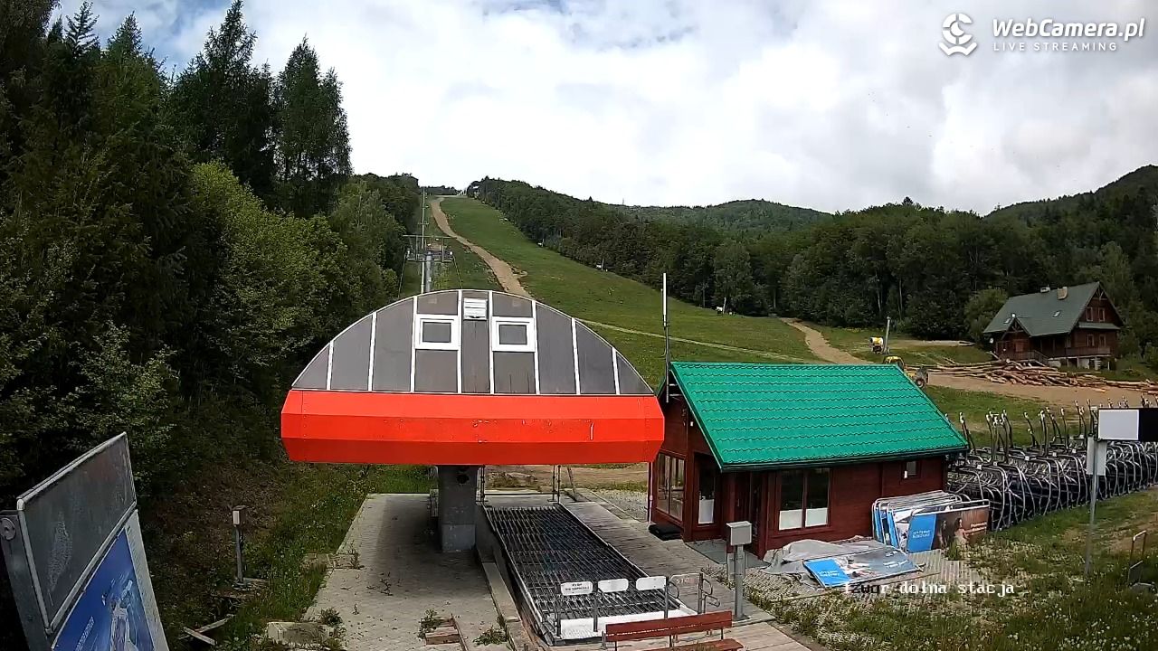 Jaworzyna Krynicka - widok na trasy nr 2 - 31 maj 2026, 11:04