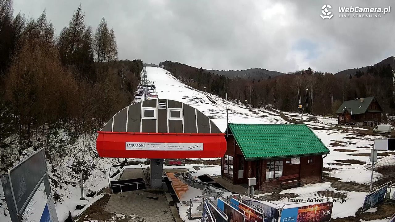 Jaworzyna Krynicka - widok na trasy nr 2 - 08 kwiecień 2025, 13:23