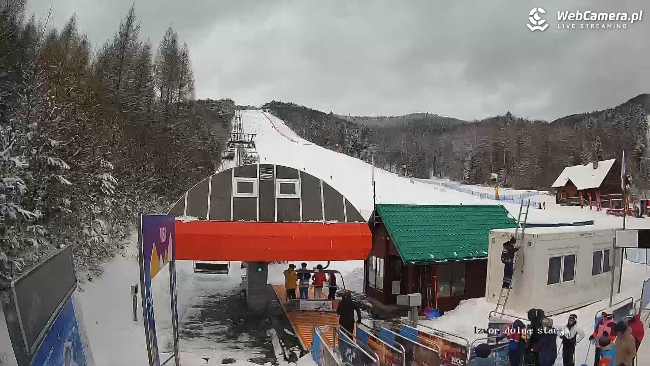 Jaworzyna Krynicka - widok na trasy nr 2 - 19 luty 2026, 12:20