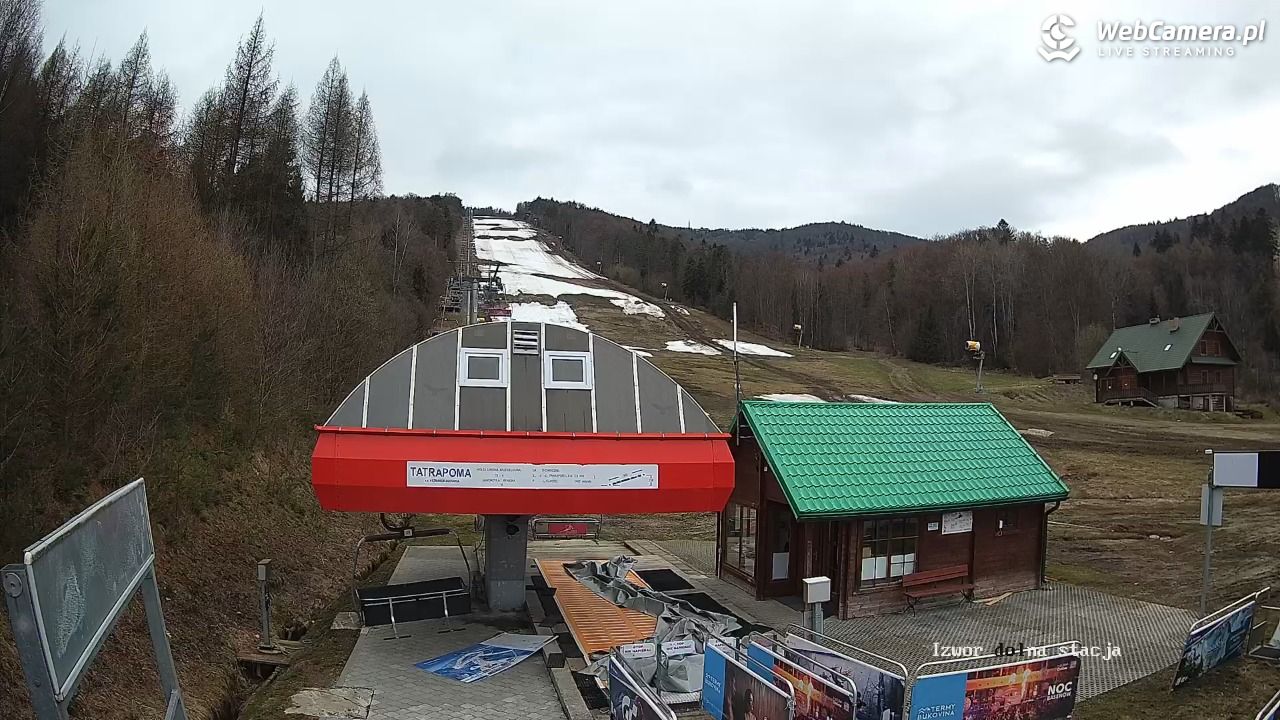 Jaworzyna Krynicka - widok na trasy nr 2 - 14 kwiecień 2025, 06:45