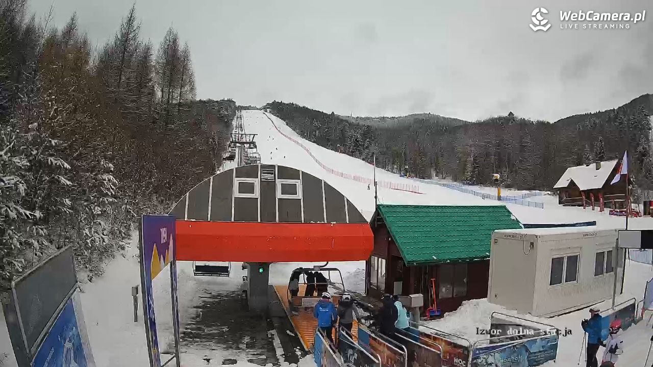 Jaworzyna Krynicka - widok na trasy nr 2 - 19 luty 2026, 14:03