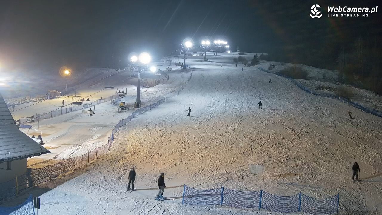 WITÓW -ski - widok na stok - 05 styczeń 2026, 18:37
