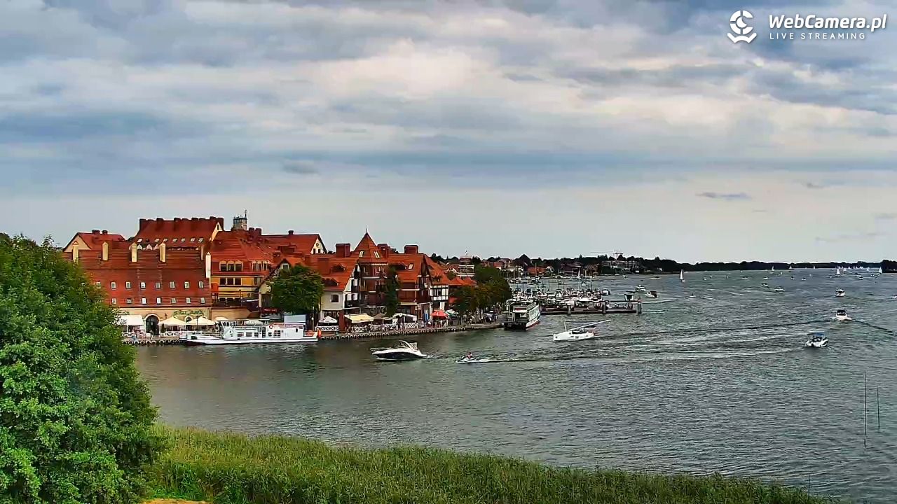 MIKOŁAJKI - widok na port - 16 sierpień 2026, 14:22