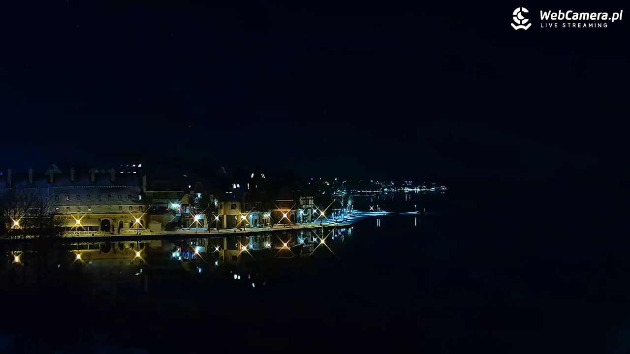 MIKOŁAJKI - widok na port - 31 grudzień 2025, 17:28