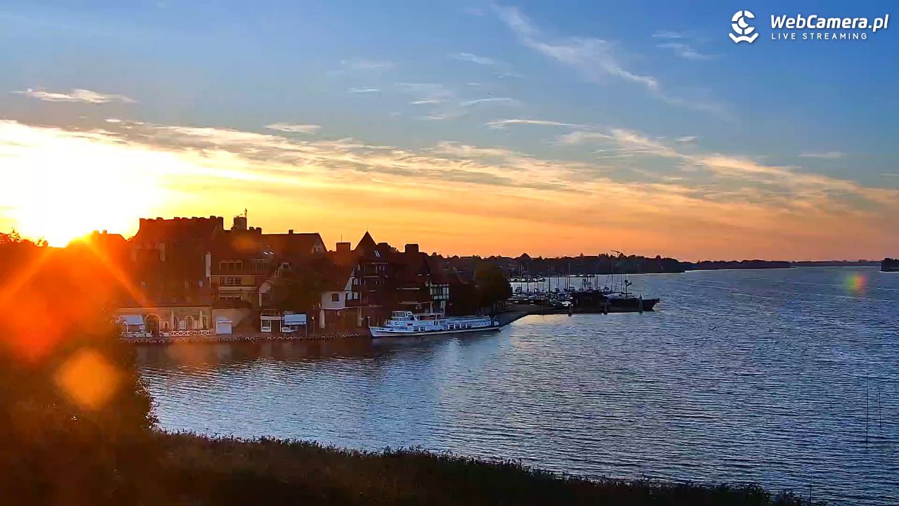 MIKOŁAJKI - widok na port - 02 październik 2026, 06:58