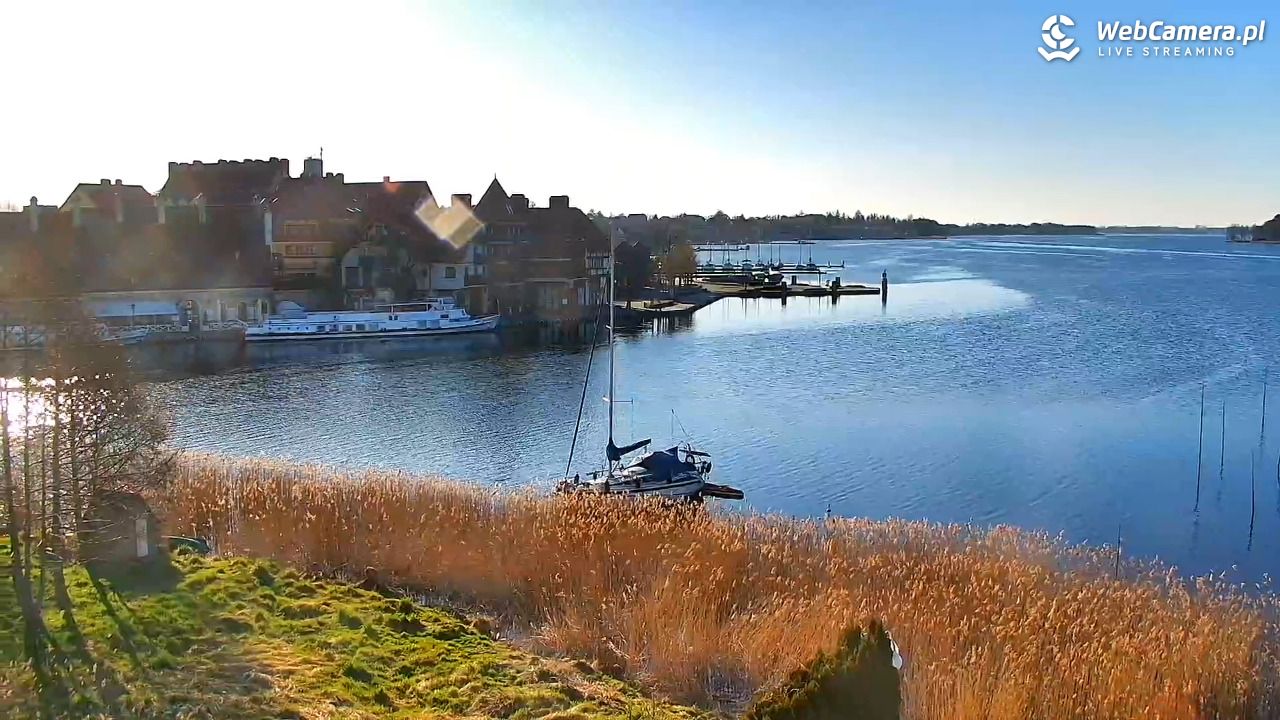 MIKOŁAJKI - widok na port - 21 kwiecień 2026, 07:24