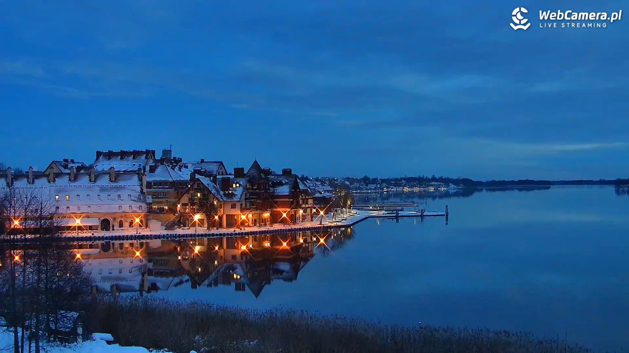 MIKOŁAJKI - widok na port - 31 grudzień 2025, 15:58
