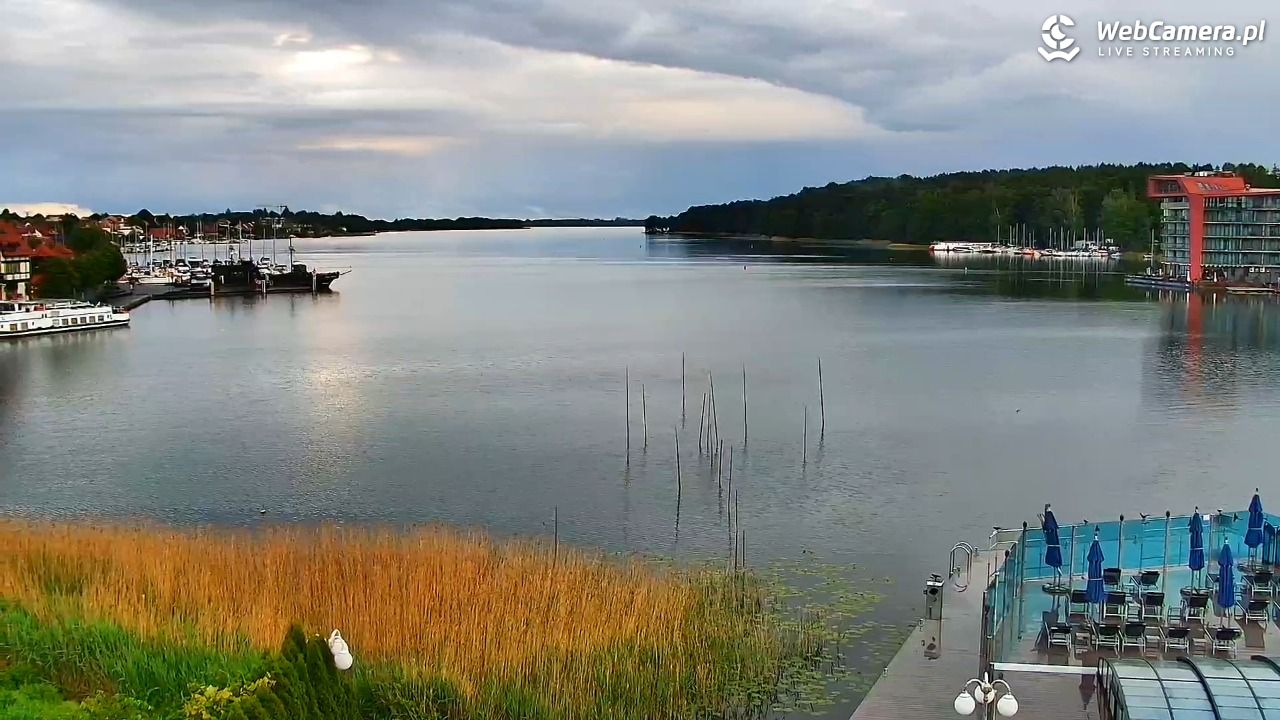 MIKOŁAJKI - widok na port - 14 czerwiec 2026, 20:01