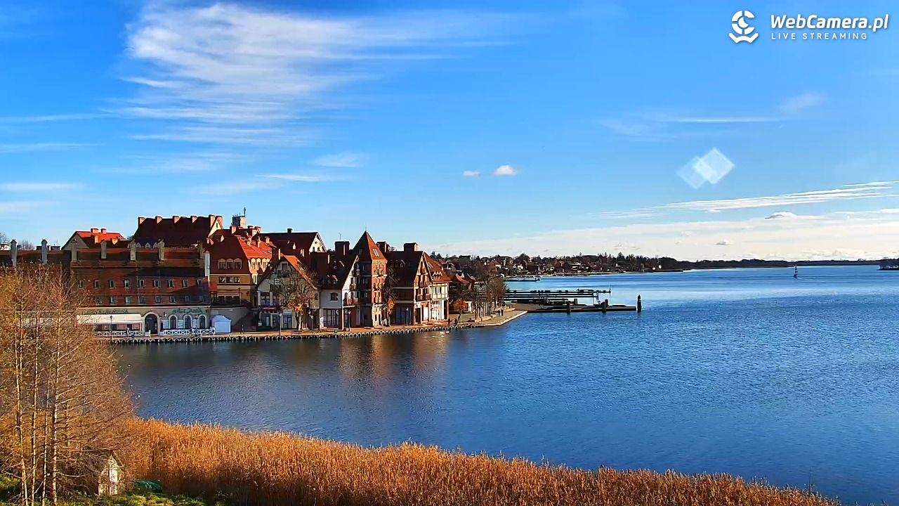 MIKOŁAJKI - widok na port - 15 listopad 2025, 11:53