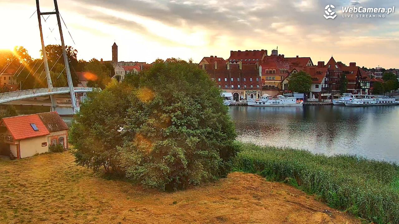 MIKOŁAJKI - widok na port - 17 sierpień 2026, 05:52