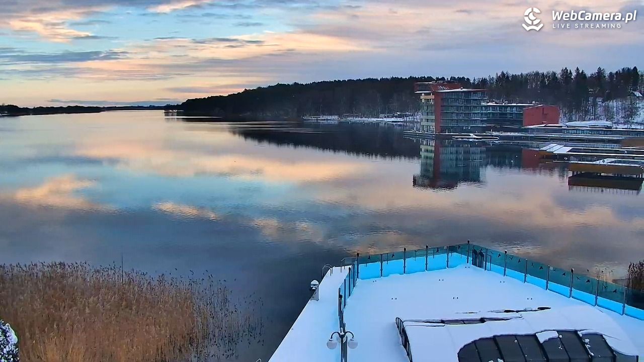 MIKOŁAJKI - widok na port - 31 grudzień 2025, 14:47