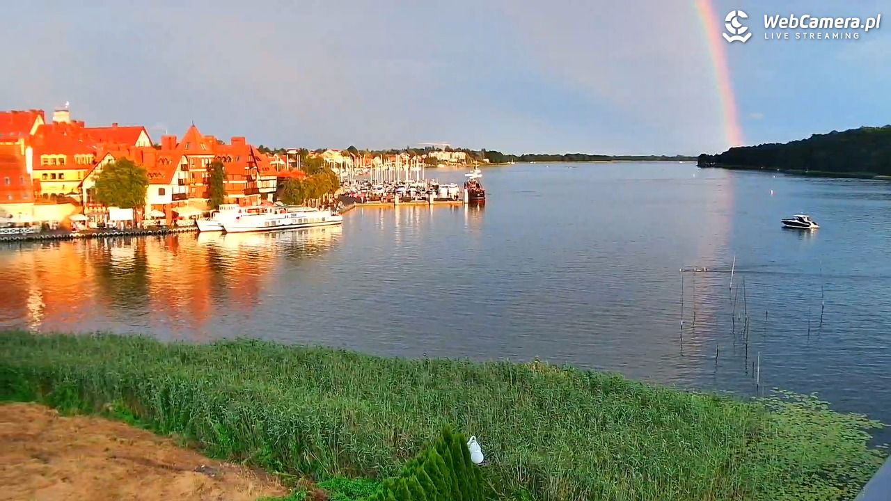 MIKOŁAJKI - widok na port - 16 sierpień 2026, 19:29