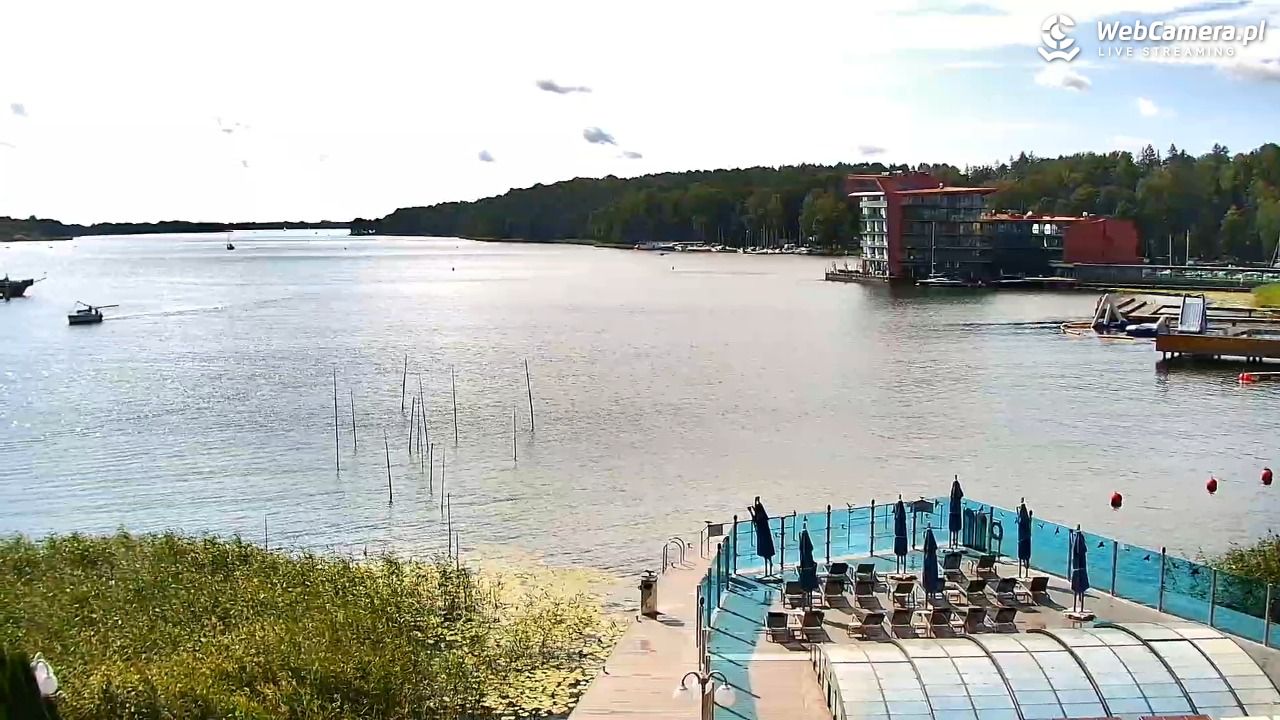MIKOŁAJKI - widok na port - 17 sierpień 2026, 09:59