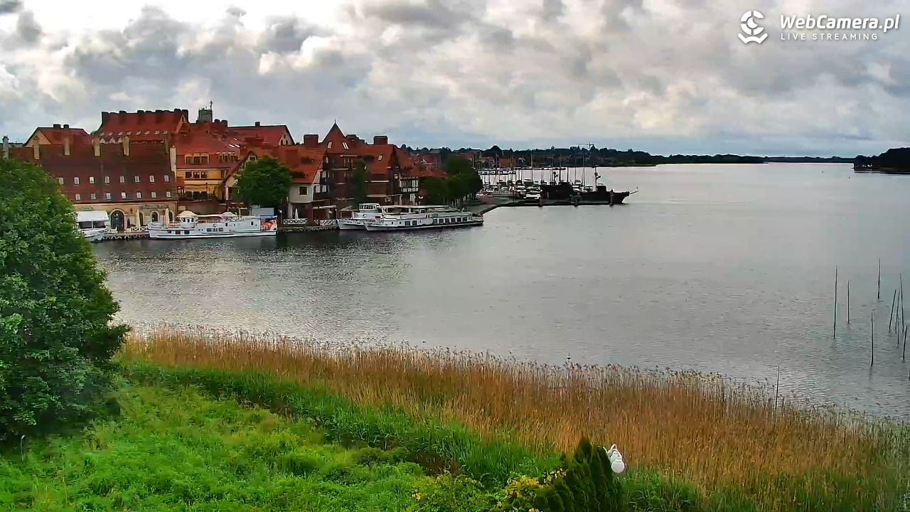 MIKOŁAJKI - widok na port - 15 czerwiec 2026, 07:06