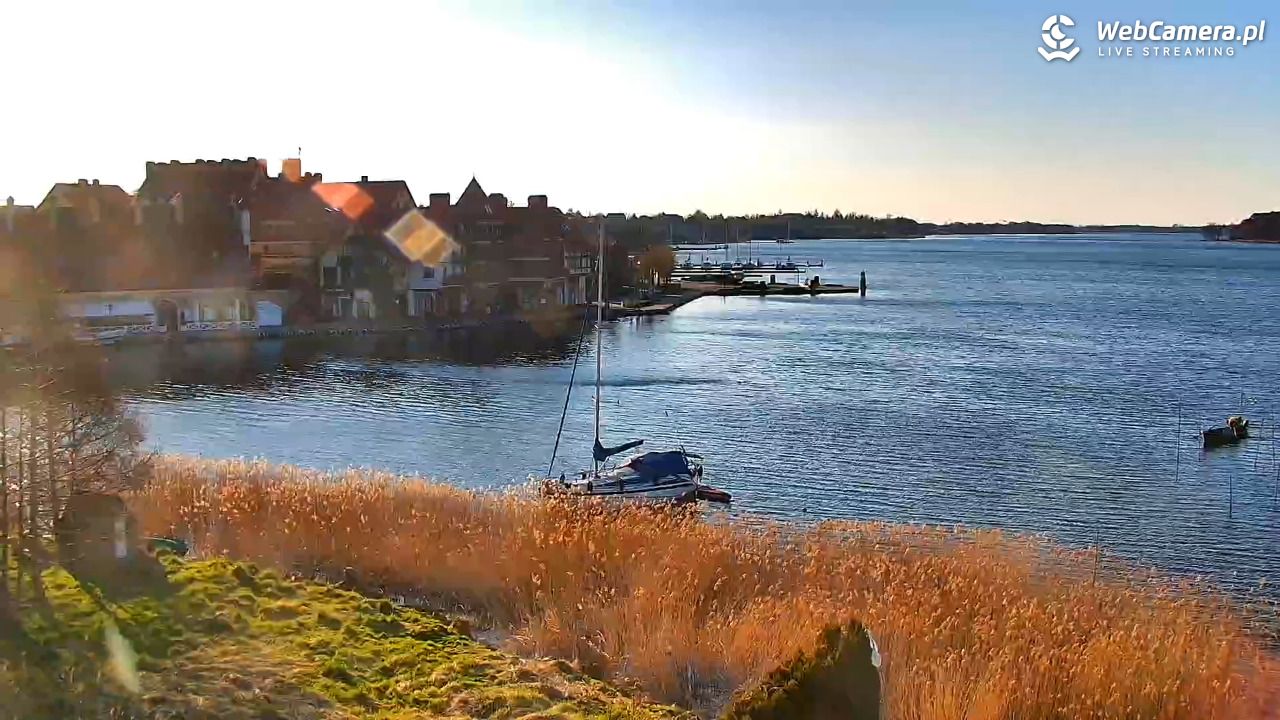 MIKOŁAJKI - widok na port - 20 kwiecień 2026, 07:06
