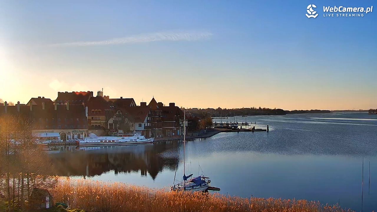 MIKOŁAJKI - widok na port - 21 kwiecień 2026, 06:18