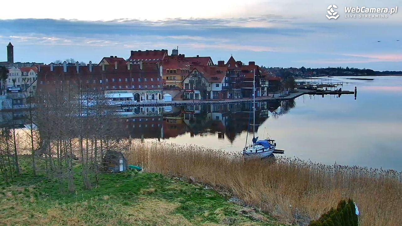 MIKOŁAJKI - widok na port - 19 kwiecień 2026, 05:32