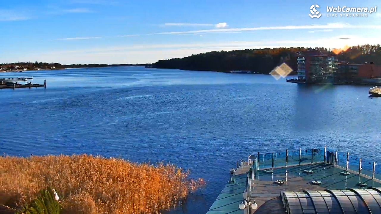 MIKOŁAJKI - widok na port - 15 listopad 2025, 13:04