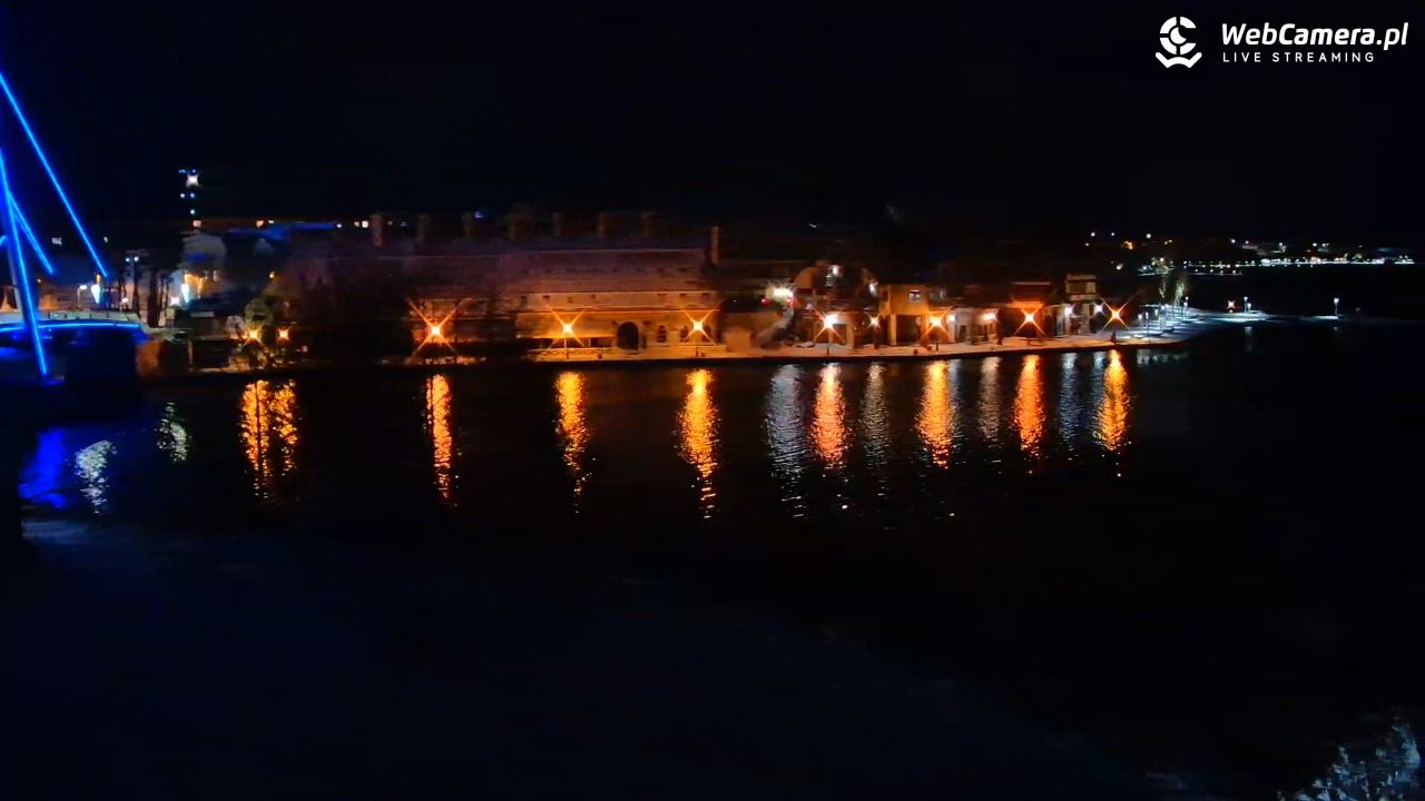 MIKOŁAJKI - widok na port - 30 grudzień 2025, 22:35