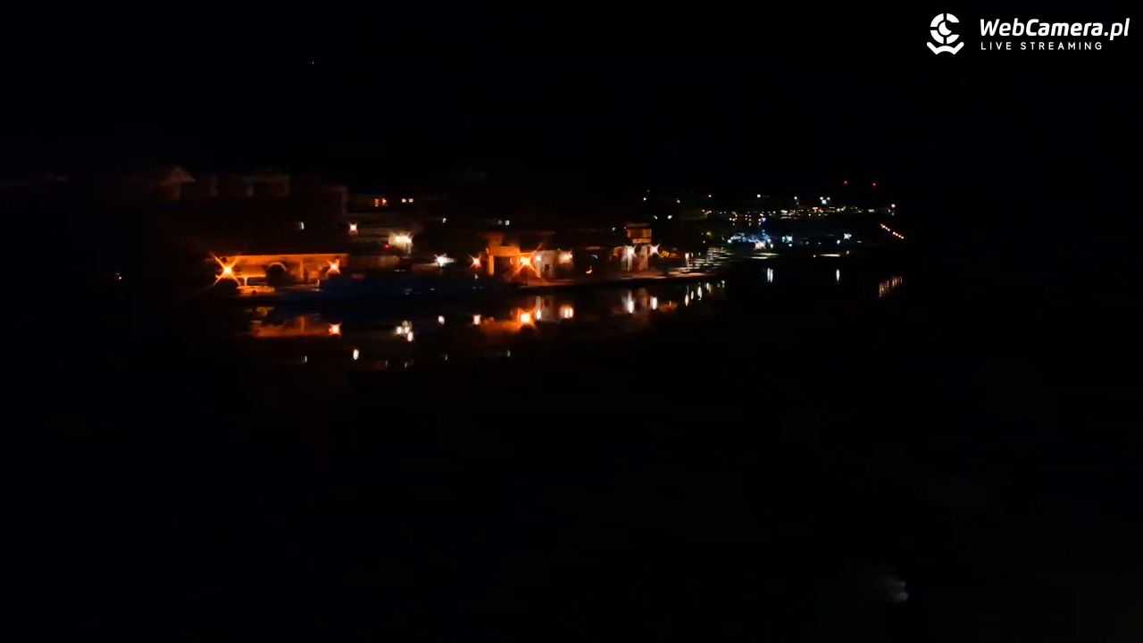 MIKOŁAJKI - widok na port - 02 październik 2026, 22:08
