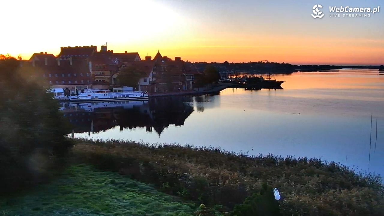 MIKOŁAJKI - widok na port - 03 październik 2026, 06:25