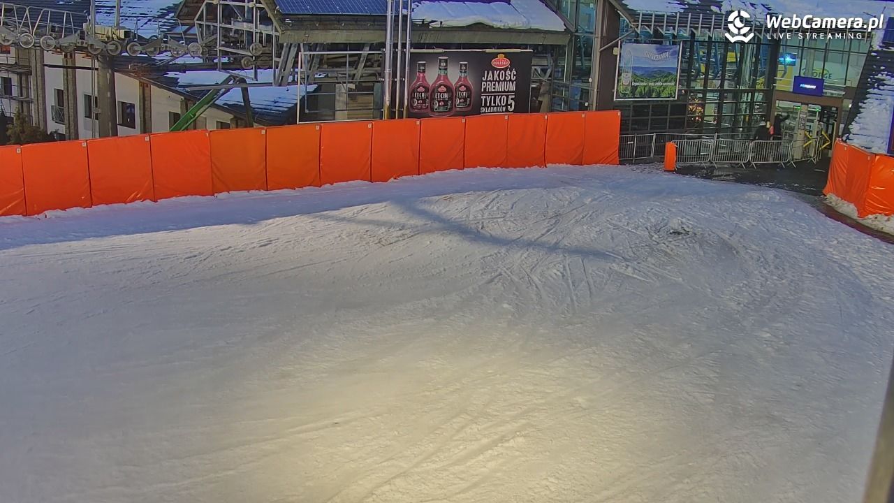 Jaworzyna Krynicka - dolna stacja - 04 grudzień 2025, 15:45