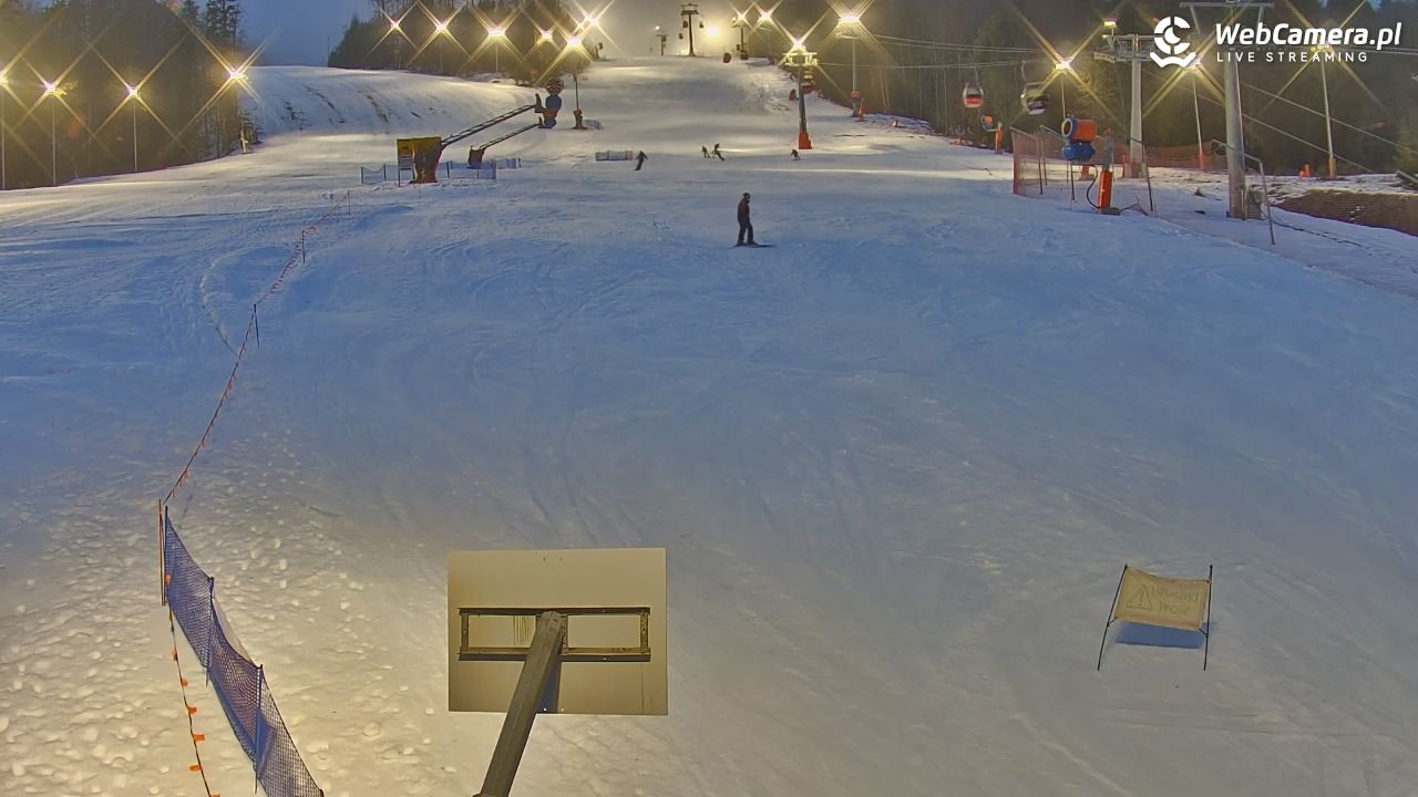 Jaworzyna Krynicka - dolna stacja - 04 grudzień 2025, 15:47