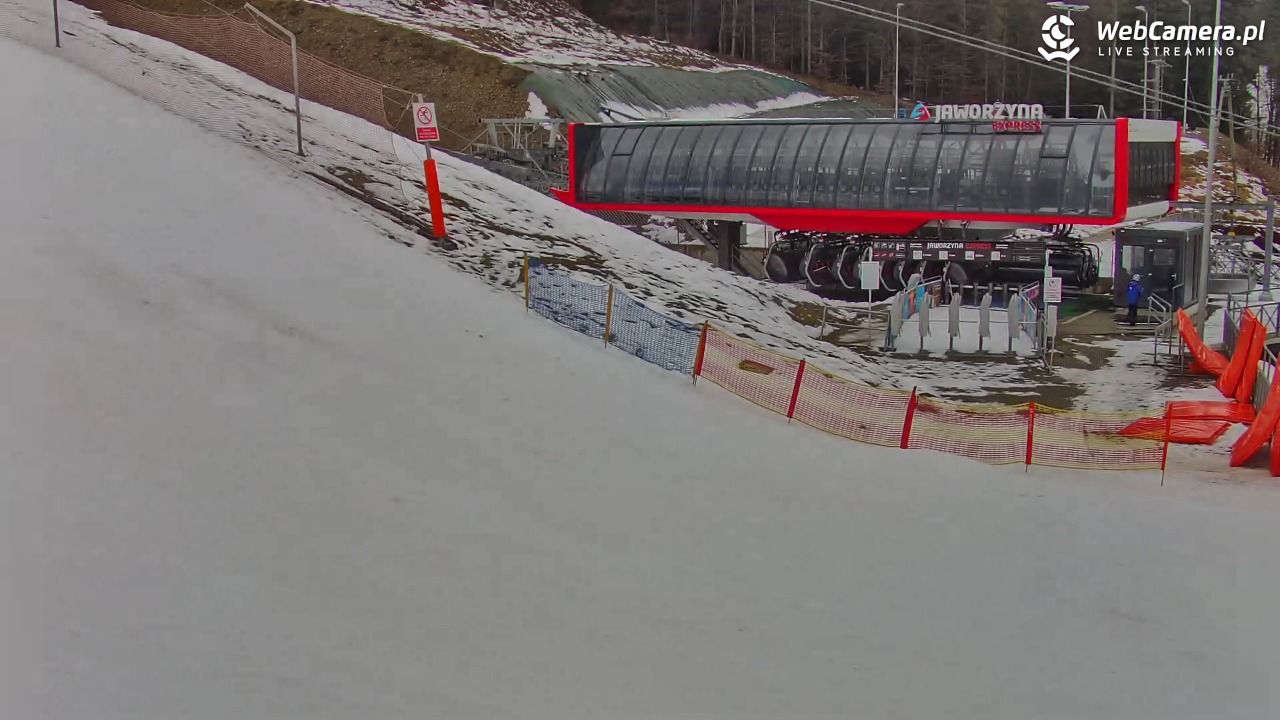 Jaworzyna Krynicka - dolna stacja - 05 grudzień 2025, 10:44