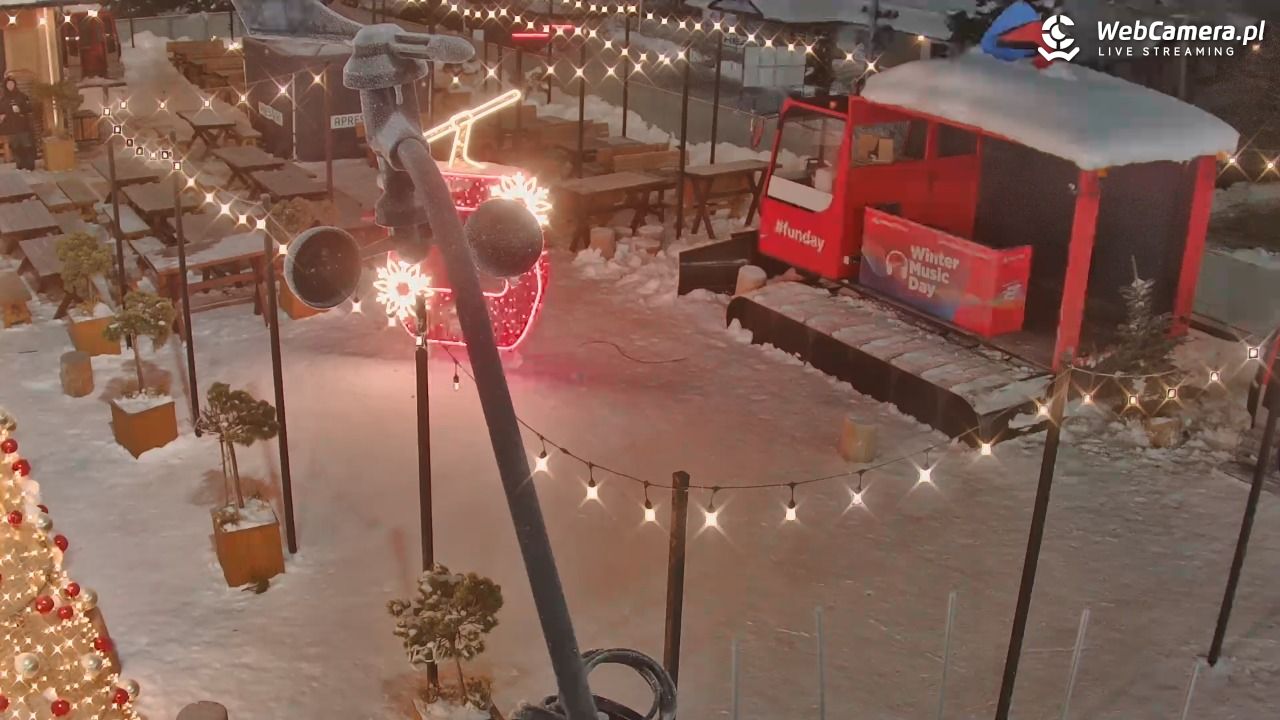 Jaworzyna Krynicka - dolna stacja - 19 styczeń 2026, 20:34