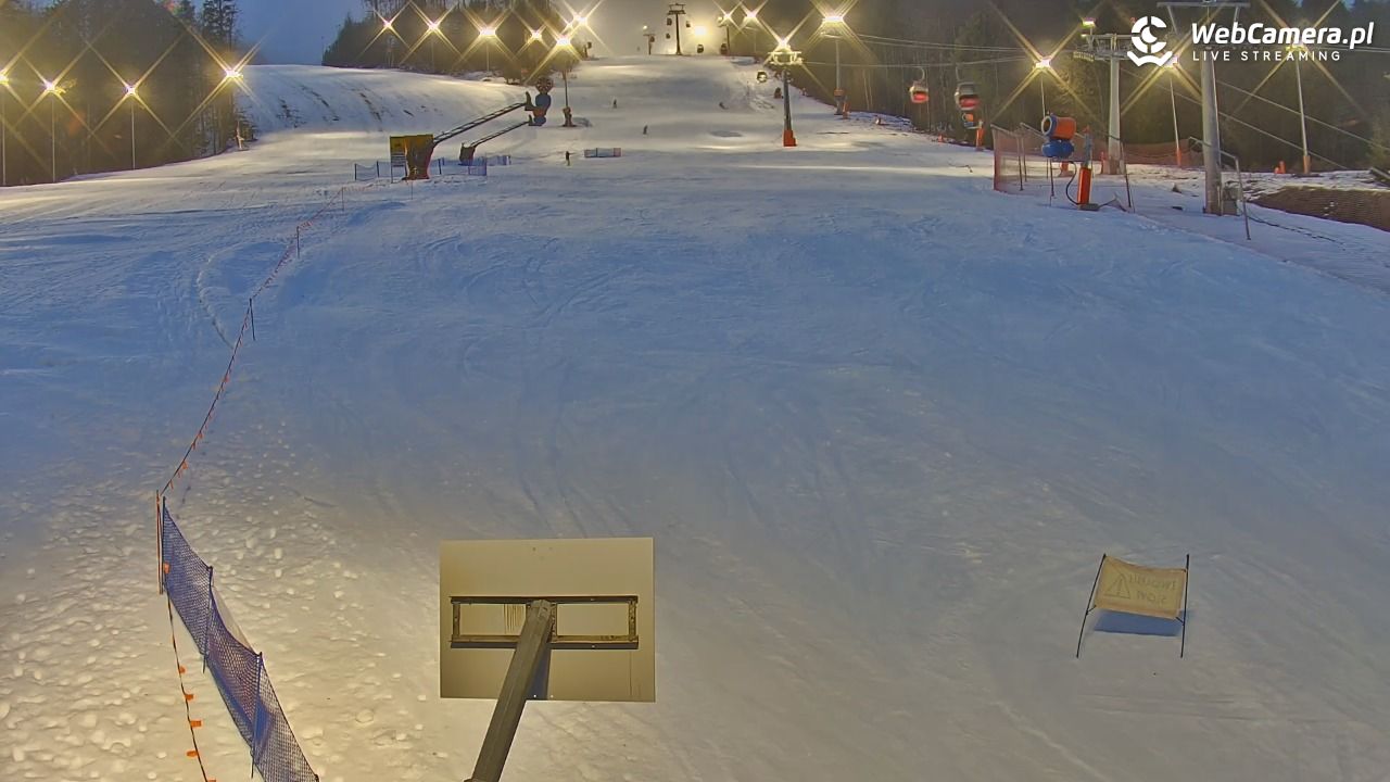 Jaworzyna Krynicka - dolna stacja - 04 grudzień 2025, 15:46