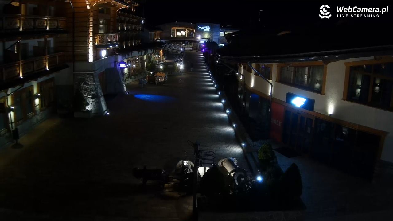 Bania Pasaż - Białka Tatrzańska - 28 październik 2025, 20:16