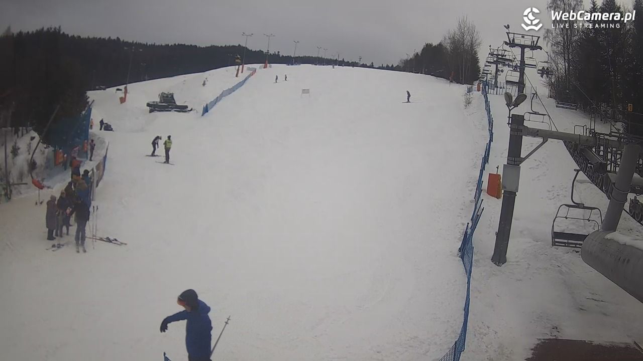 Wierchomla - widok z dolnej stacji - 23 styczeń 2026, 13:21