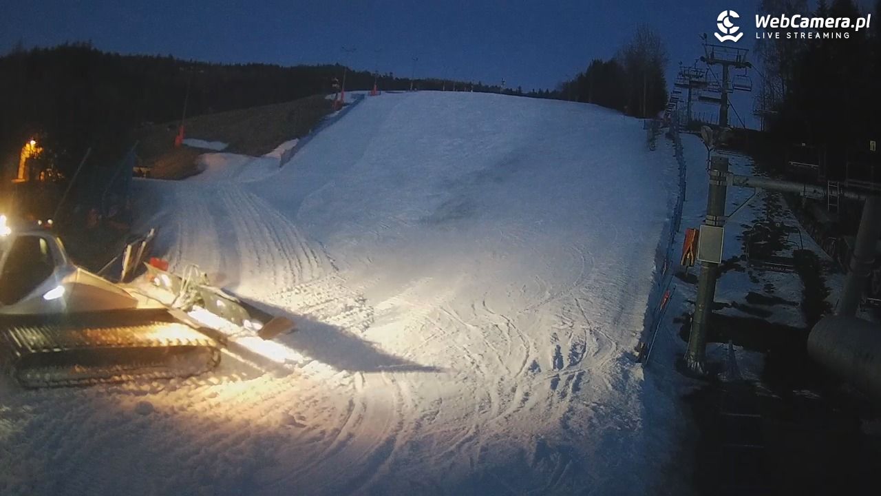 Wierchomla - widok z dolnej stacji - 07 marzec 2026, 18:01