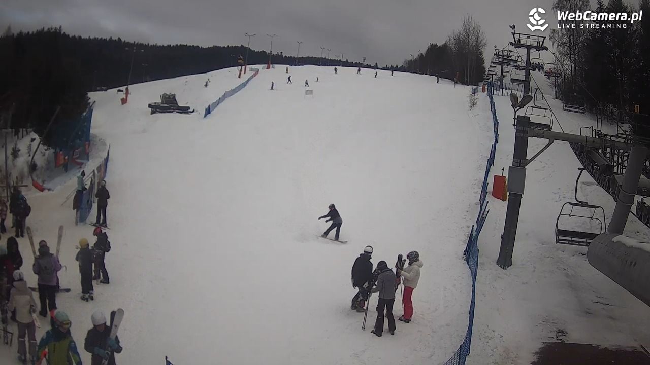 Wierchomla - widok z dolnej stacji - 23 styczeń 2026, 14:02