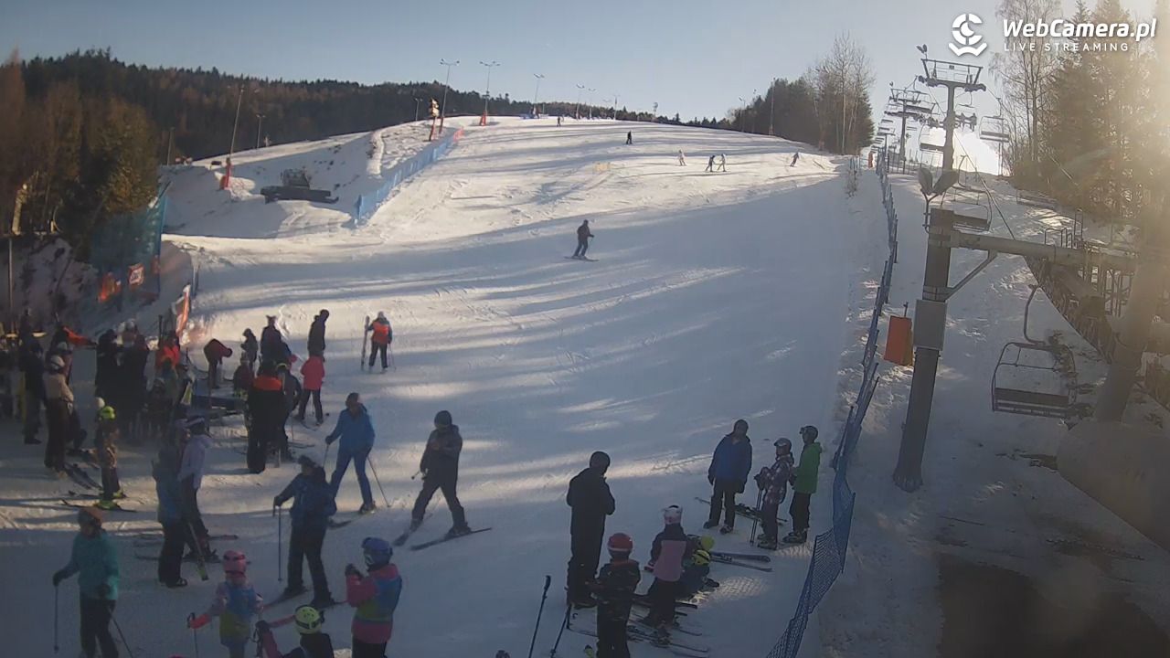 Wierchomla - widok z dolnej stacji - 27 styczeń 2026, 10:56