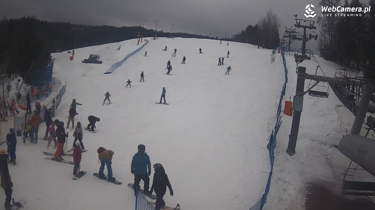 Wierchomla - widok z dolnej stacji - 25 styczeń 2026, 14:25