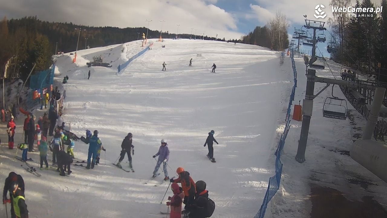 Wierchomla - widok z dolnej stacji - 27 styczeń 2026, 12:59