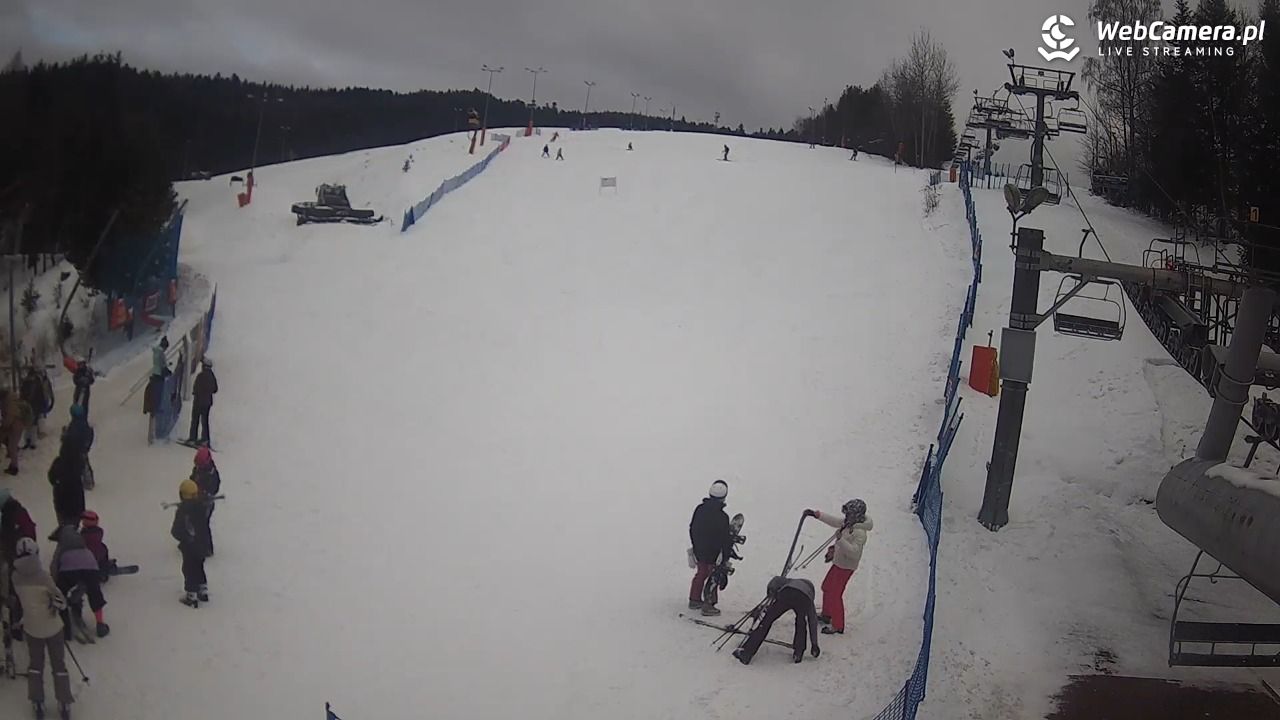 Wierchomla - widok z dolnej stacji - 23 styczeń 2026, 14:02